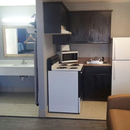 Paris Inn And Suites Ngoại thất bức ảnh