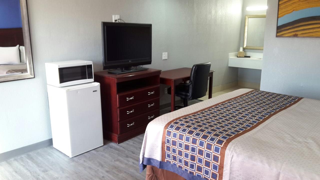 Paris Inn And Suites Ngoại thất bức ảnh