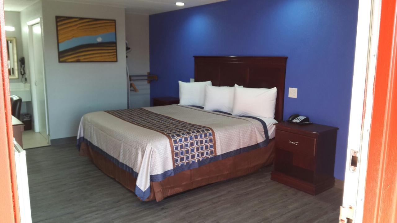 Paris Inn And Suites Ngoại thất bức ảnh