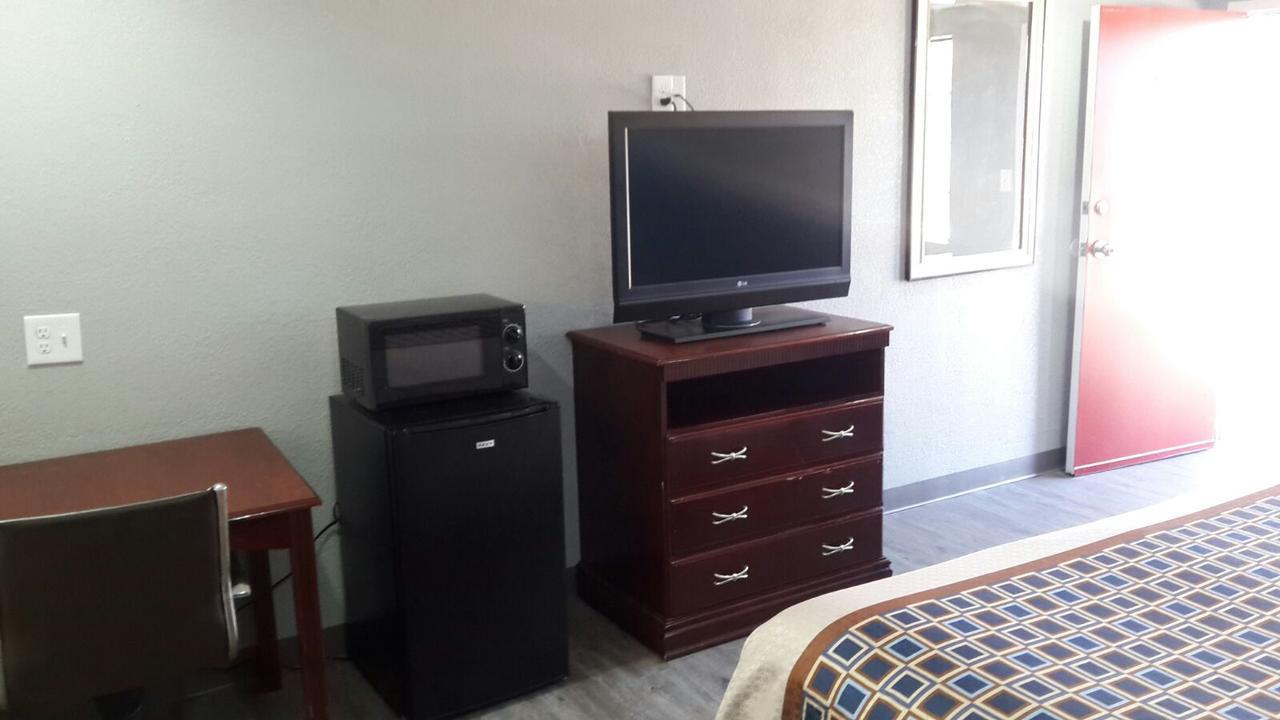 Paris Inn And Suites Ngoại thất bức ảnh